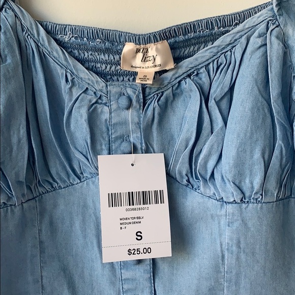 F21 Chambray Top - Picture 2 of 3